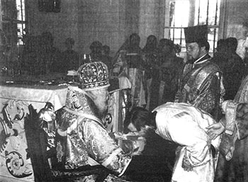 Выборг. Спасо-Преображенский собор. Митрополит С.-Петербургский и Ладожский Иоанн во диакона рукополагает Михаила Рыбку.