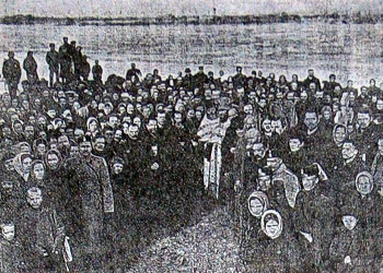 Погребение тела Матренушки в ограде церкви Божией Матери «Всех Скорбящих Радосте», 3 апреля 1911 г.