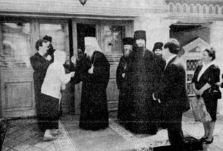 Сергиев Посад, Троице-Сергиева Лавра. Митрополит С.- Петербургский и Ладожский Иоанн на заседании Священного Синода